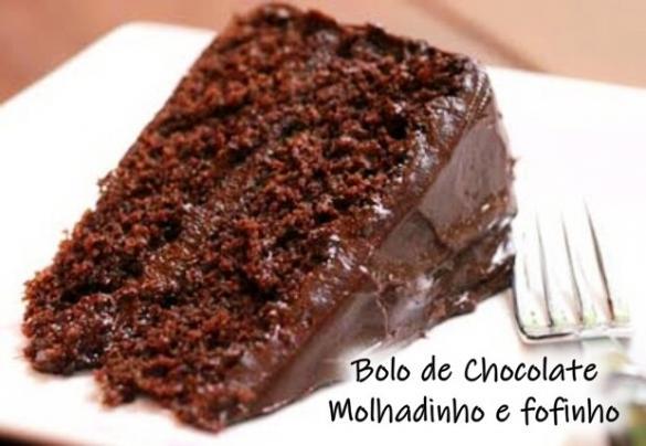 Bolo de Chocolate simples fofinho e fácil de preparar