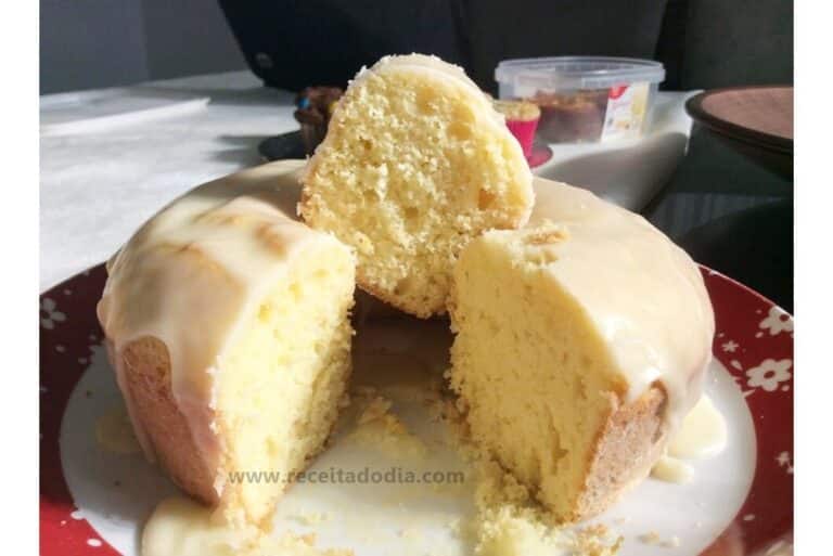 Bolo de limão