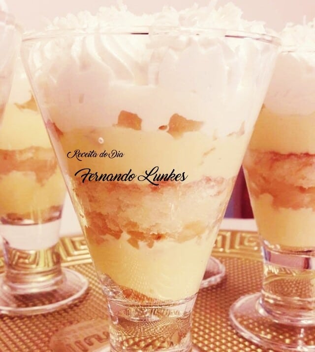 Torta mineira de Abacaxi