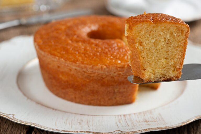 Receita de Bolo de Guaraná