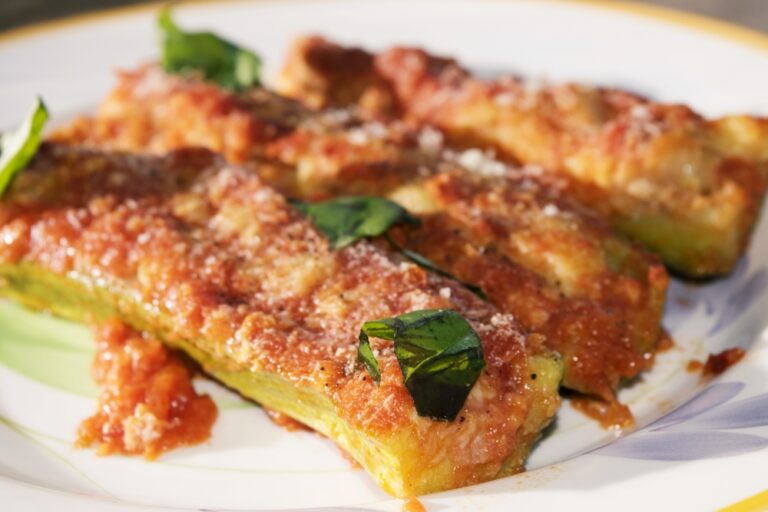 Abobrinha Recheada com Atum